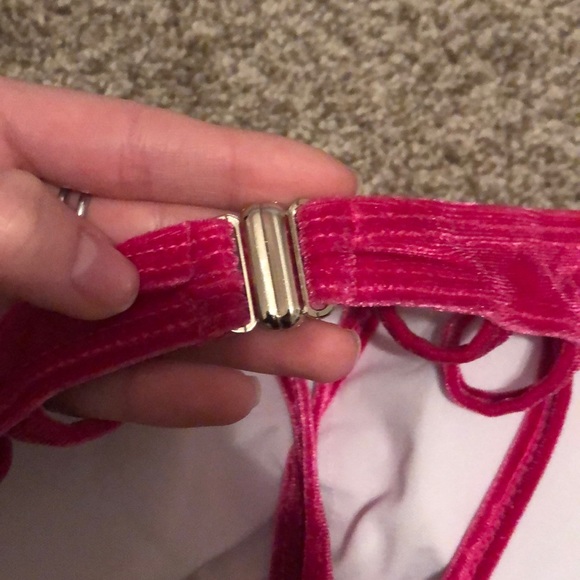 Velvet bikini - Picture 5 of 5